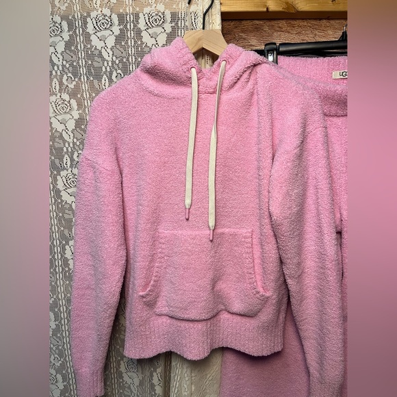 UGG Asala Pink Hoodie Sweat Set (050) - Picture 8 of 13